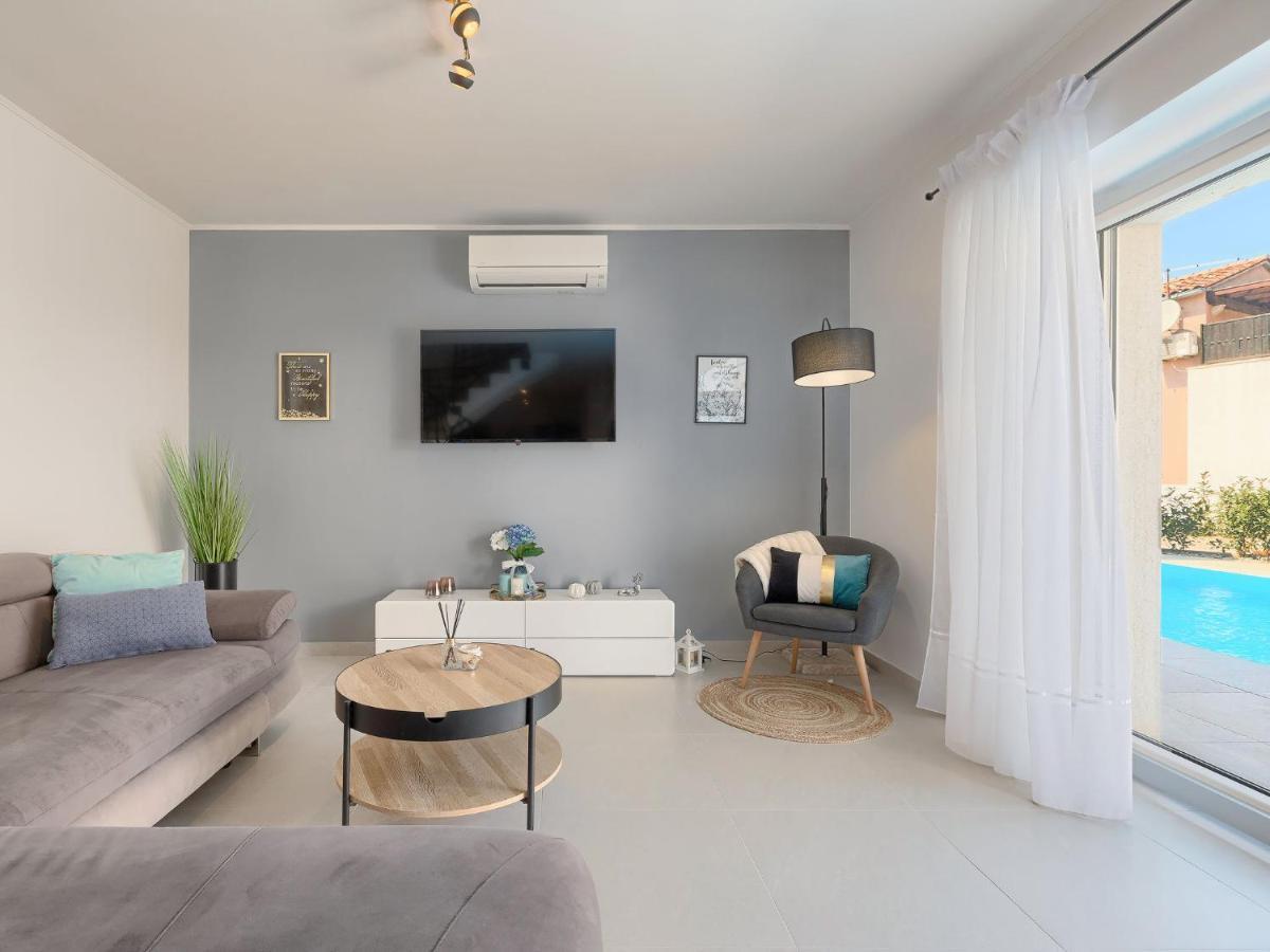 Holiday Home Villa Karmen - Roj454 By Interhome Sveti Petar u Sumi Екстериор снимка